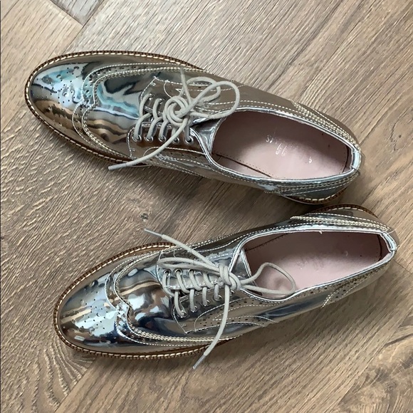 Shellys Shoes - Picture 2 of 3